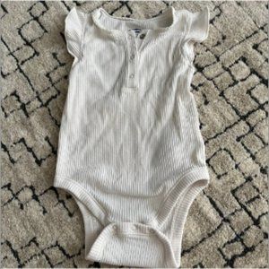 🤍4/$25 Old navy toddler onesie
